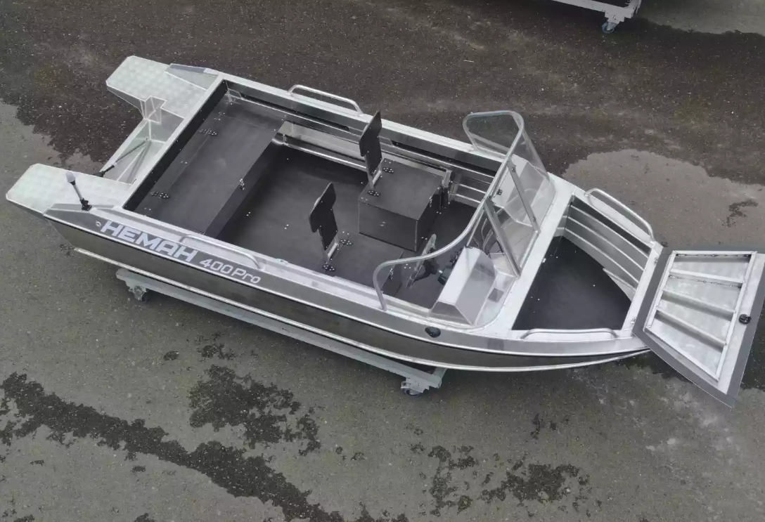 Алюминиевая лодка  Neman-400 PRO в Комсомольске-на-Амуре