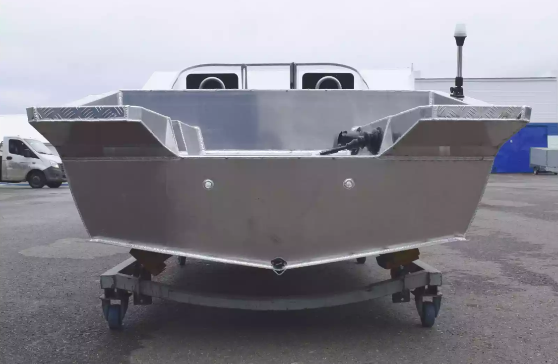 Алюминиевая лодка  Neman-400 PRO в Комсомольске-на-Амуре