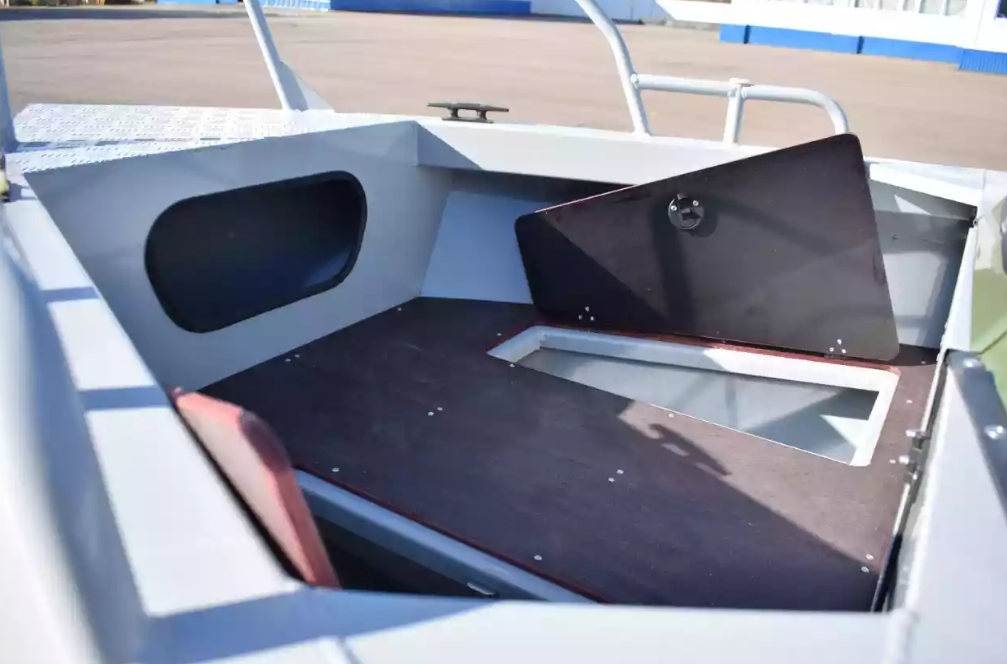 Алюминиевый катер Неман-550 DC Pro в Комсомольске-на-Амуре