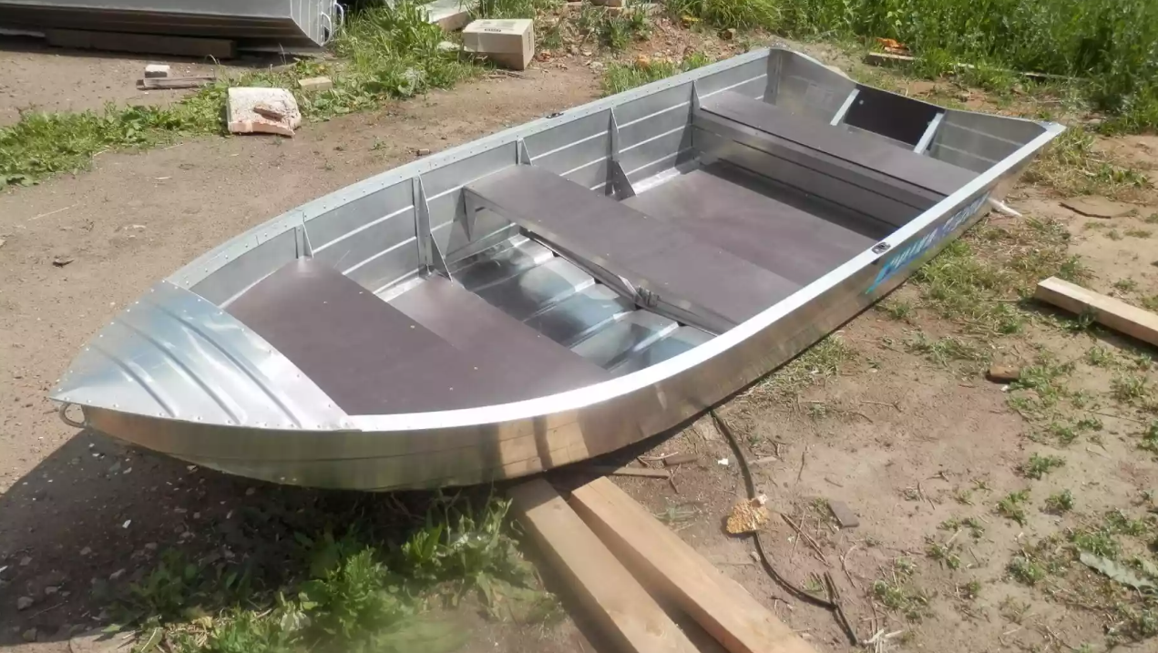 Алюминиевая лодка Вятка-Профи 32 в Комсомольске-на-Амуре