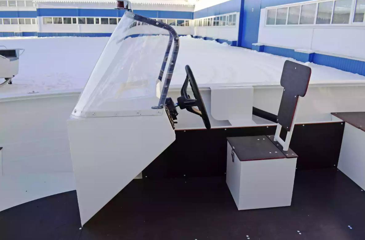 Алюминиевый катер Неман-400 С в Комсомольске-на-Амуре