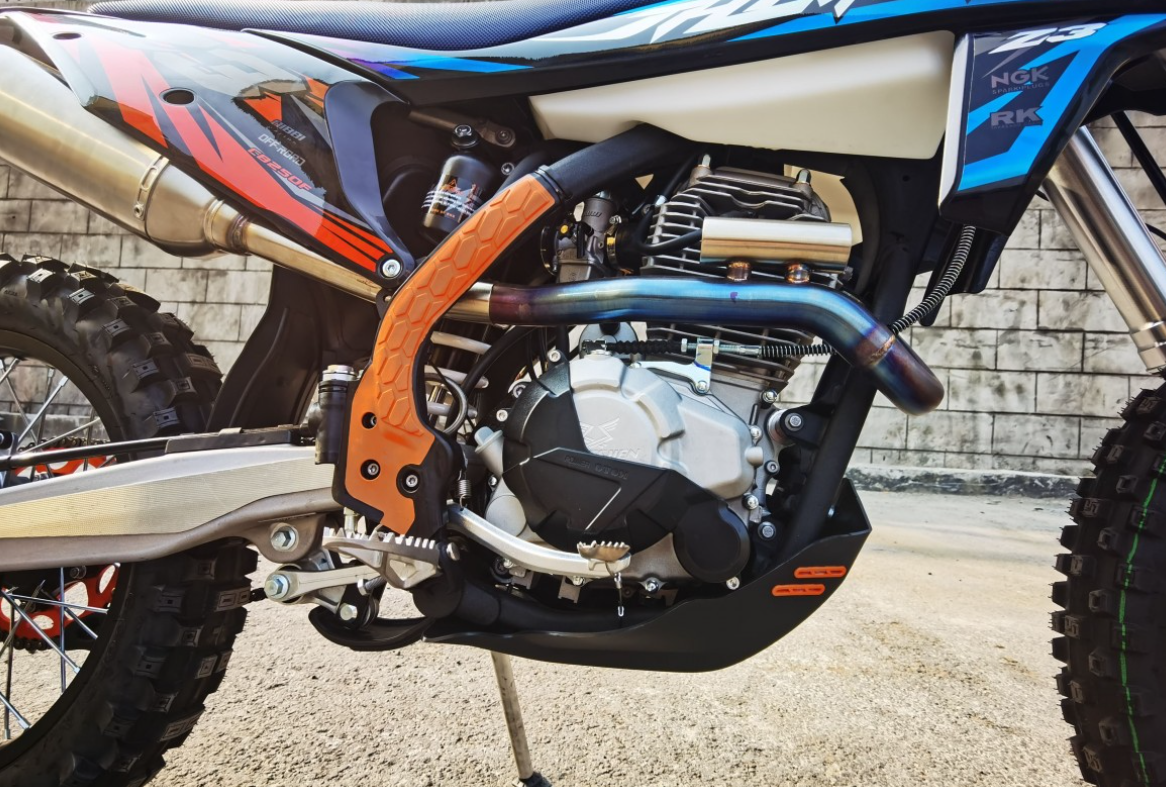 Мотоцикл JHLMOTO JHL Z3 CB250 (172FMM-3A) в Комсомольске-на-Амуре