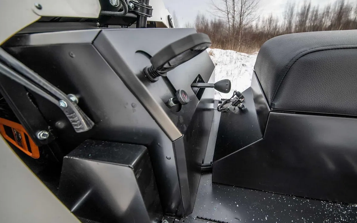 Снегоход БТС "АРКТИК 4Т" 18.5 л.с. э/зап, реверс, тормоз в Комсомольске-на-Амуре