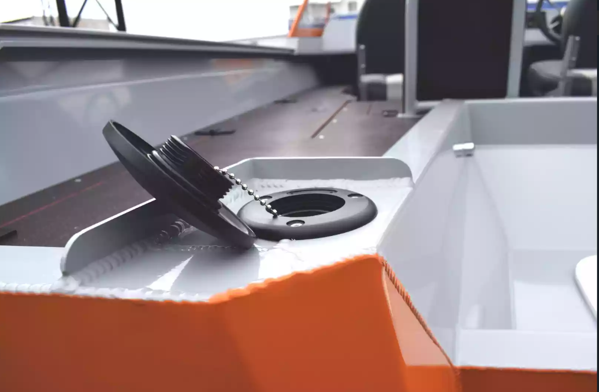 Алюминиевый катер Gold Fisher 480 DCM FISH в Комсомольске-на-Амуре