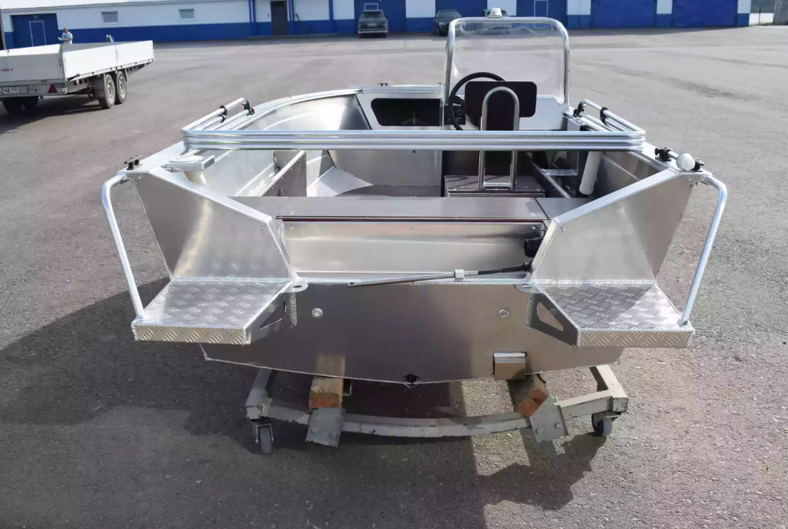 Алюминиевая лодка Неман-400 С в Комсомольске-на-Амуре