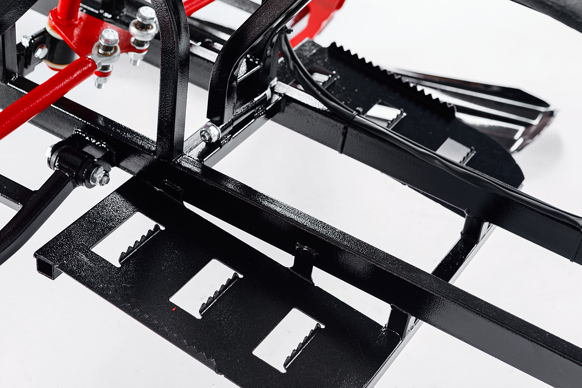 Лыжный модуль IKUDZO с подогревом ручек пластиковые лыжи в Комсомольске-на-Амуре