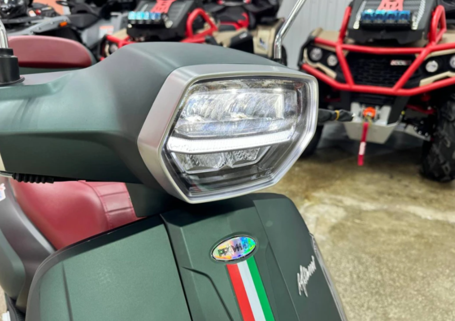 Скутер PROMAX Miami 240 (49) в Комсомольске-на-Амуре