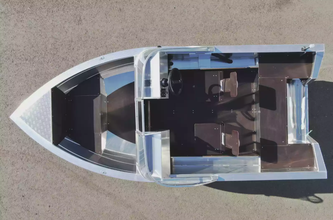 Алюминиевая лодка  Неман-400 DCM в Комсомольске-на-Амуре