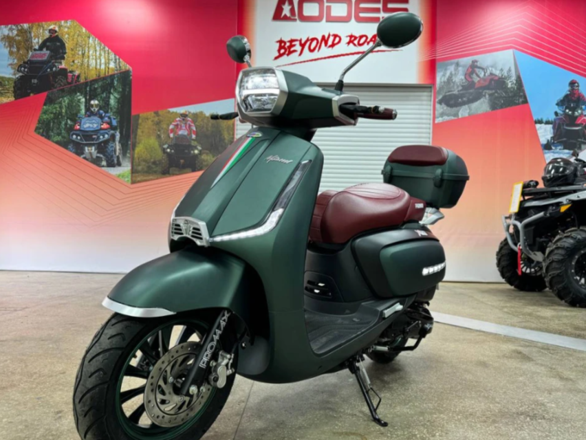 Скутер PROMAX Miami 240 (49) в Комсомольске-на-Амуре