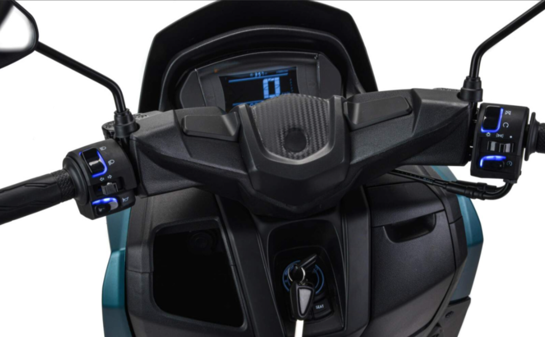 Скутер MOTOLAND (МОТОЛЕНД) VULKAN 150 в Комсомольске-на-Амуре