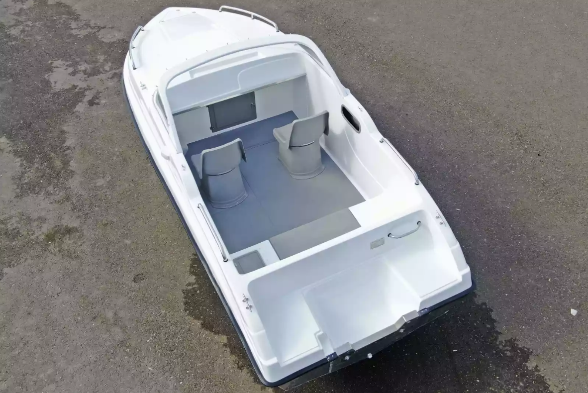 Комбинированный катер Neman-500 P в Комсомольске-на-Амуре