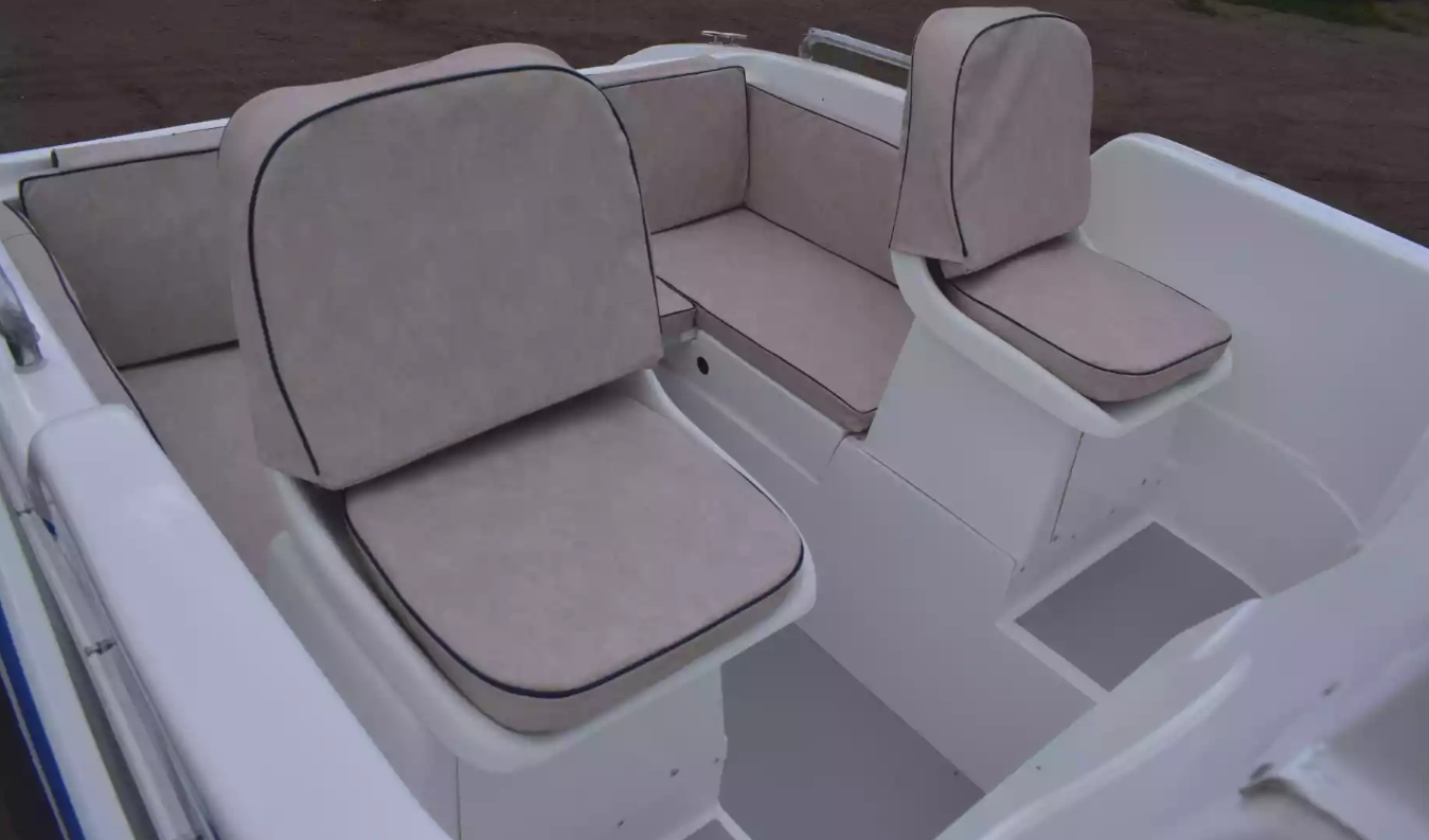 Стеклопластиковый катер Neman-500 в Комсомольске-на-Амуре