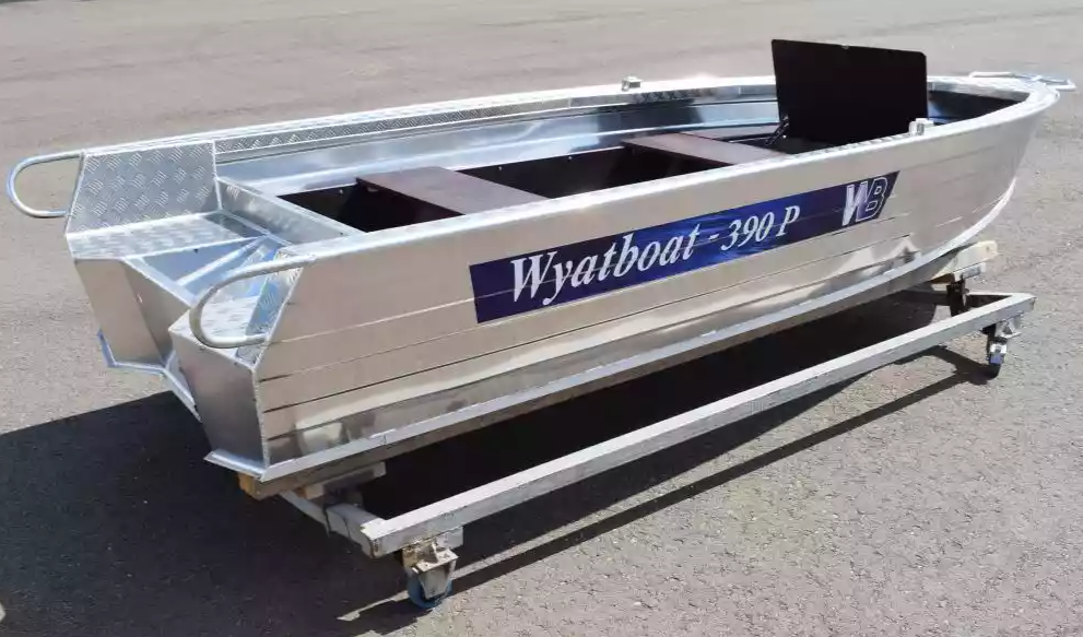Алюминиевая лодка Wyatboat-390Р Fish в Комсомольске-на-Амуре