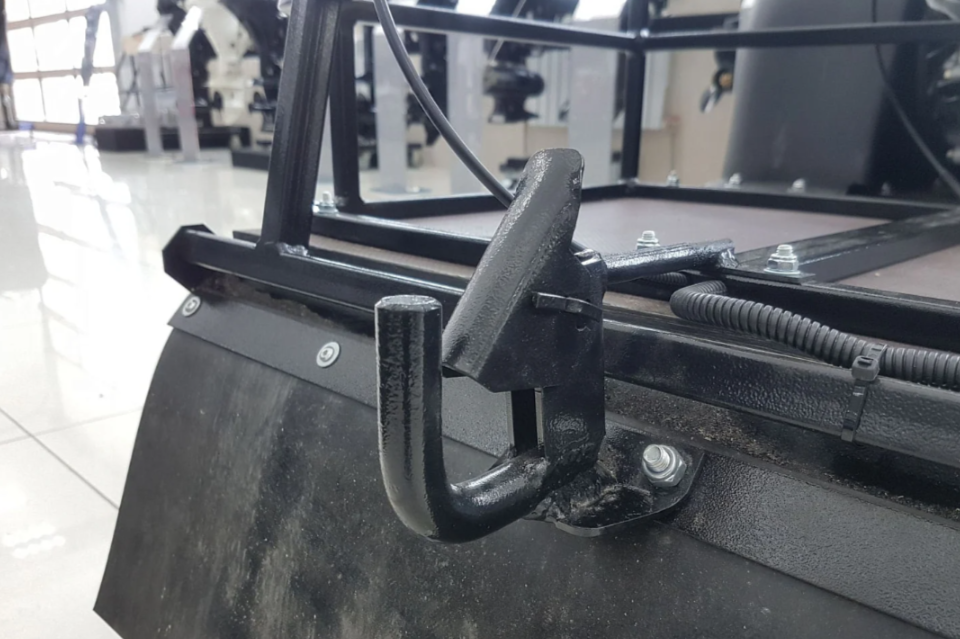 Мотобуксировщик PAXUS 650 AVANT 15 л.с. в Комсомольске-на-Амуре