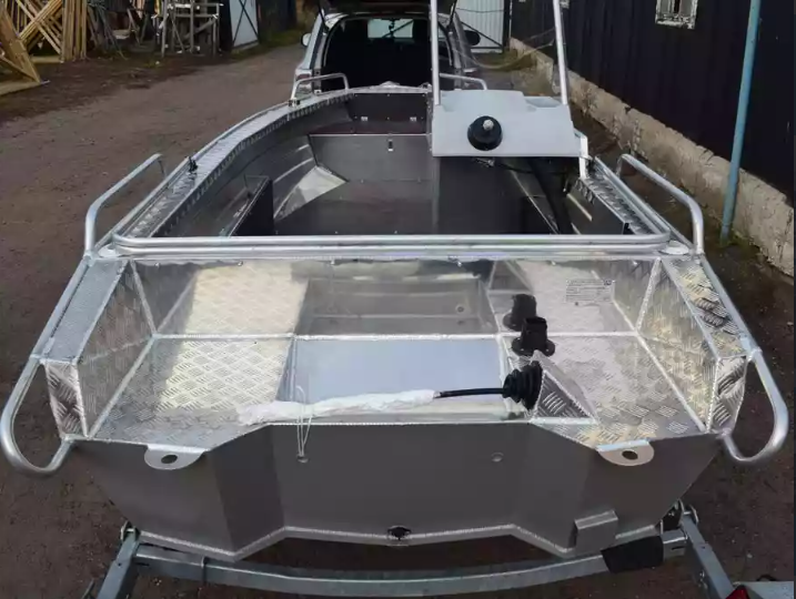 Алюминиевый катер Wyatboat-390 C в Комсомольске-на-Амуре