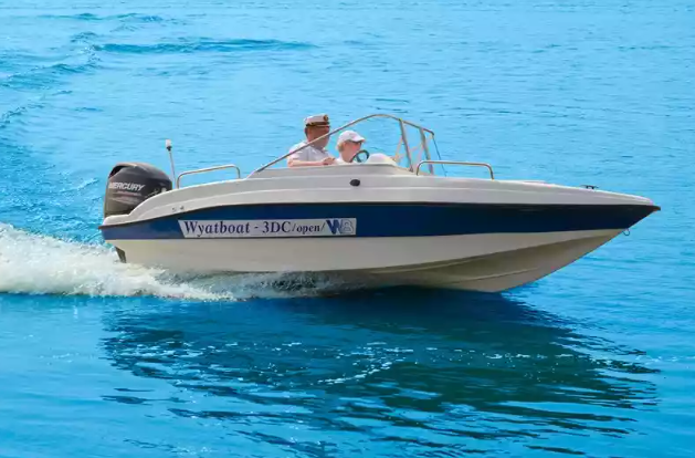 Стеклопластиковый катер Wyatboat-3 DC Open в Комсомольске-на-Амуре