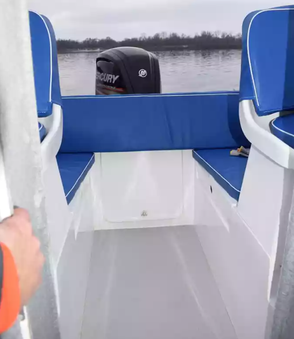 Комбинированный катер Neman-500 с каютой в Комсомольске-на-Амуре