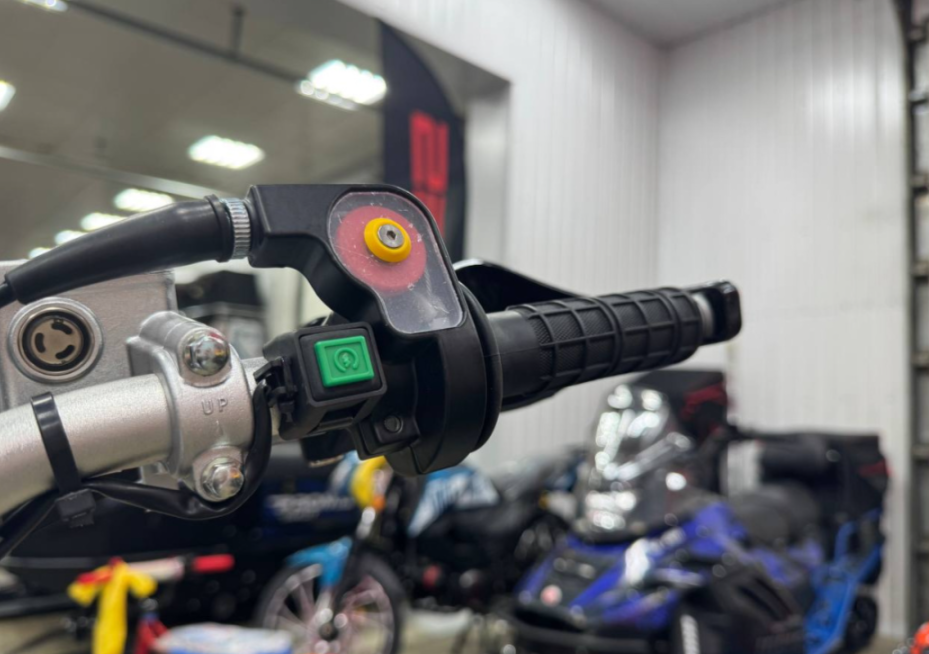 Мотоцикл (питбайк) PROMAX FIDET (ФАЙДЕТ) 190E PRO 17/14 в Комсомольске-на-Амуре