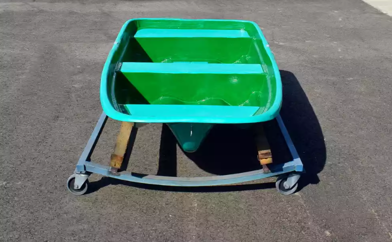 Стеклопластиковая лодка Старт (тримаран) в Комсомольске-на-Амуре