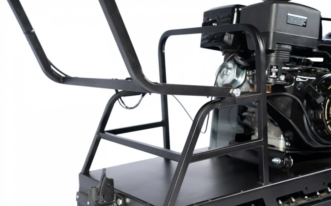 Мотобуксировщик БУРЛАК-M2 LFK 15 л.с. с эл/зап (передний привод, катки) в Комсомольске-на-Амуре