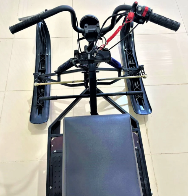 Мотобуксировщик ЕНОТ 4М в Комсомольске-на-Амуре