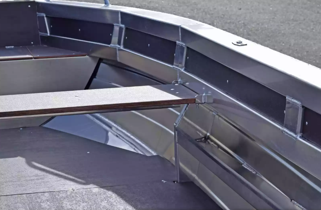 Алюминиевая лодка  Неман-480 Р в Комсомольске-на-Амуре