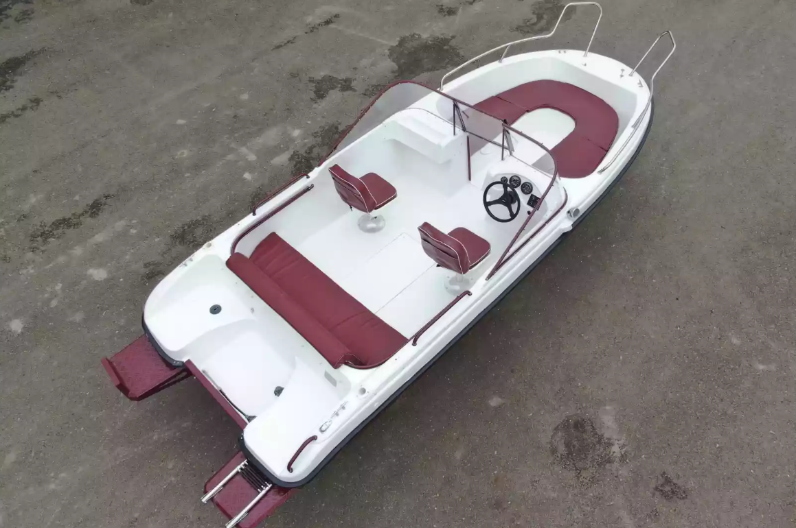 Комбинированный катер Neman-530 Open в Комсомольске-на-Амуре