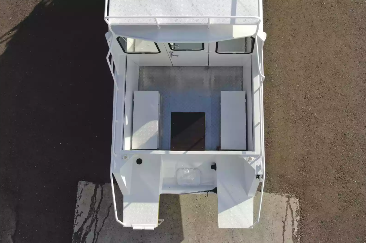 Алюминиевый катер Wyatboat-660 Cabin в Комсомольске-на-Амуре