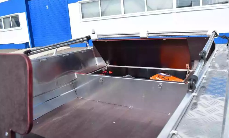 Алюминиевый катер WYATBOAT-550 DCM в Комсомольске-на-Амуре