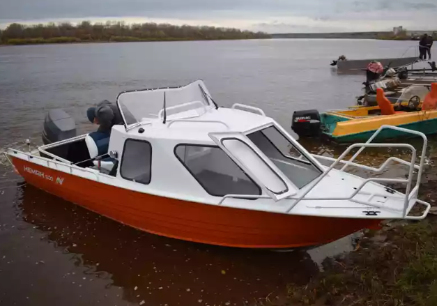 Алюминиевый катер Неман-500 (каютный) в Комсомольске-на-Амуре