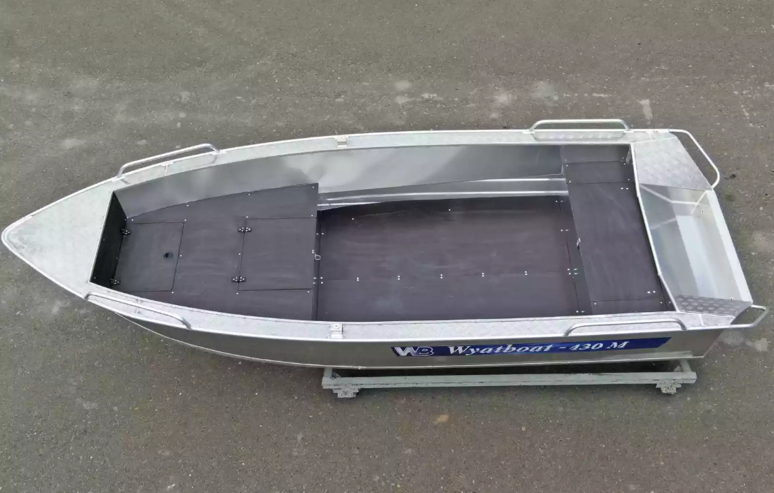 Алюминиевая лодка  Wyatboat-430М FISH в Комсомольске-на-Амуре