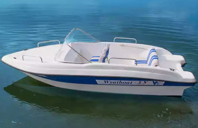 Стеклопластиковый катер Wyatboat-3 У в Комсомольске-на-Амуре