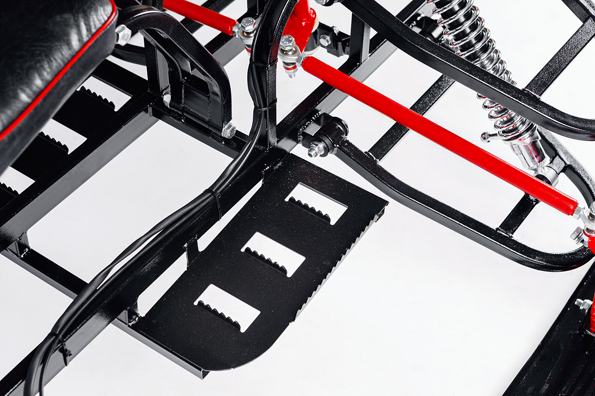 Лыжный модуль IKUDZO с подогревом ручек пластиковые лыжи в Комсомольске-на-Амуре