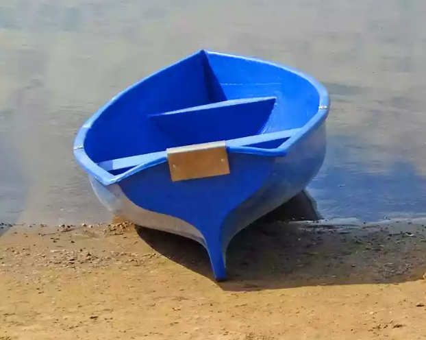 Стеклопластиковая лодка Омуль в Комсомольске-на-Амуре