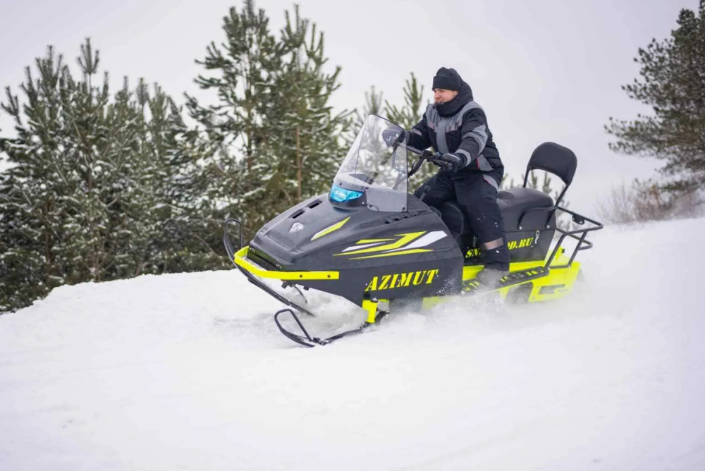 Миниснегоход Бурлак Азимут 24 л.с. , эл.запуск, реверс, тормоз гидравл, капот черный в Комсомольске-на-Амуре