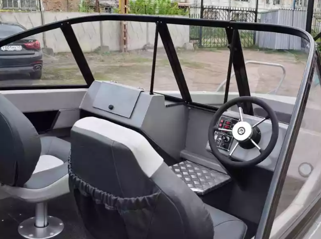 Алюминиевый катер Неман 550 DC в Комсомольске-на-Амуре