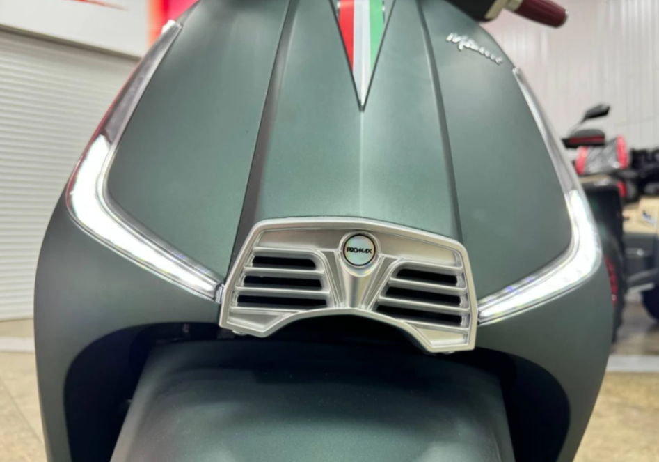 Скутер PROMAX Miami 240 (49) в Комсомольске-на-Амуре