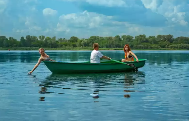 Стеклопластиковая Лодка Голавль в Комсомольске-на-Амуре