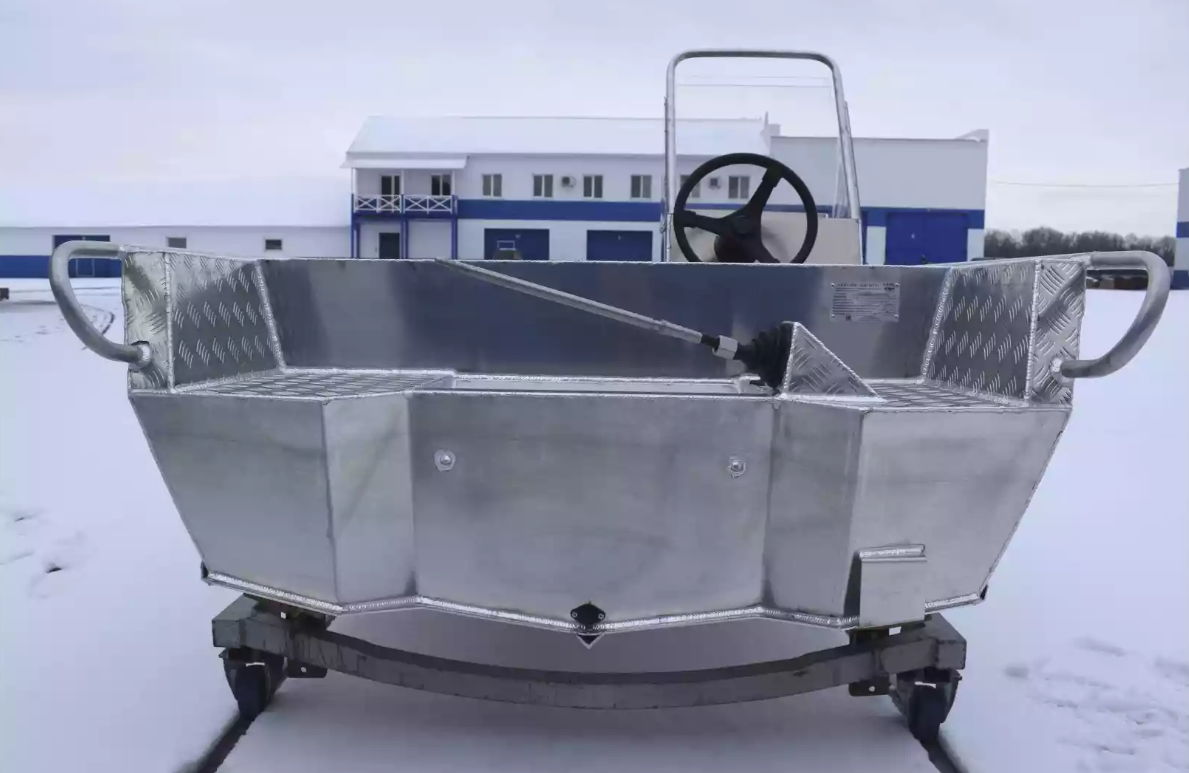 Алюминиевый катер Wyatboat-390 C в Комсомольске-на-Амуре