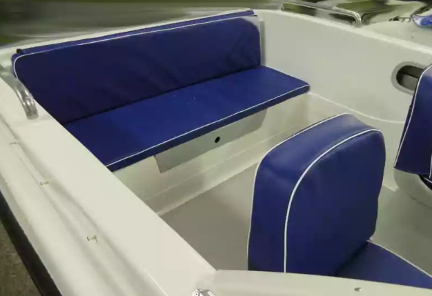 Стеклопластиковый катер Neman-500 Open в Комсомольске-на-Амуре