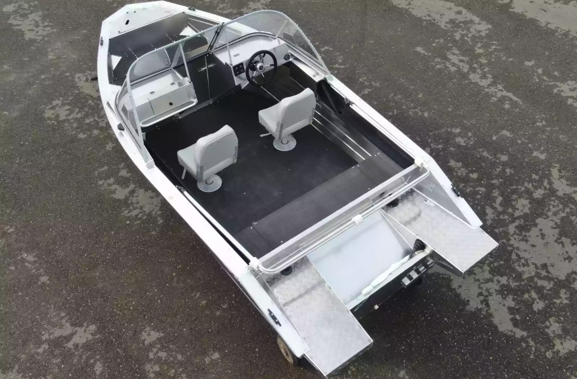 Алюминиевый катер Неман-450 DC NEW без покраски в Комсомольске-на-Амуре