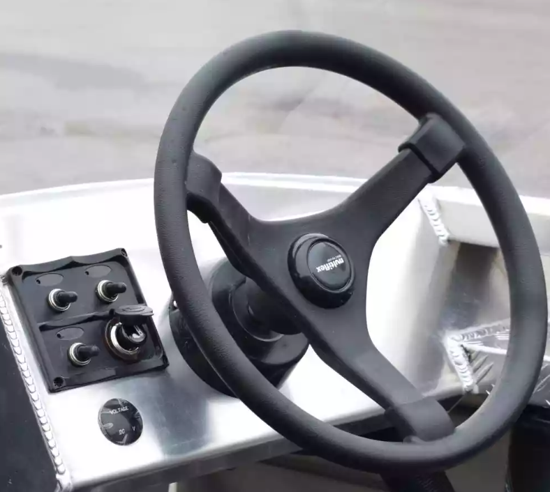 Алюминиевый катер Wyatboat-390 DCM Увеличенный борт в Комсомольске-на-Амуре