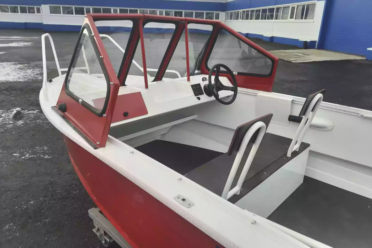 Алюминиевый катер Wyatboat-490 DCM Pro в Комсомольске-на-Амуре