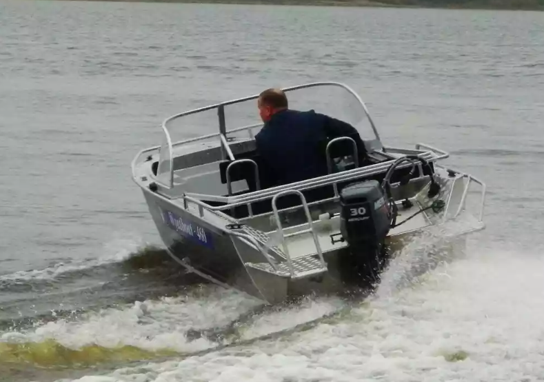 Алюминиевый катер Wyatboat-460 DCM в Комсомольске-на-Амуре