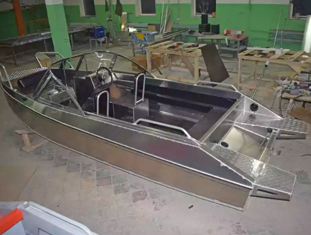 Алюминиевый катер Неман-500 DC (без покраски) в Комсомольске-на-Амуре