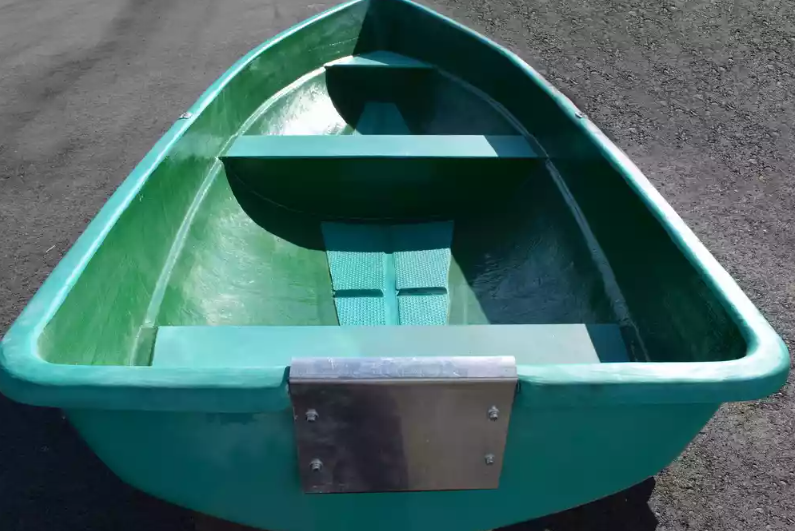 Стеклопластиковая Лодка Голавль в Комсомольске-на-Амуре