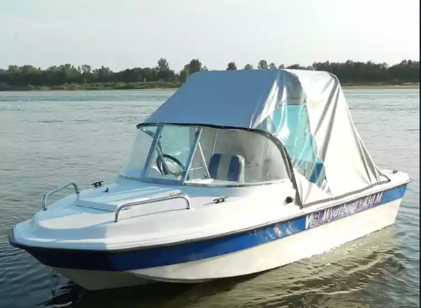 Стеклопластиковый катер Wyatboat-430 M (тримаран) в Комсомольске-на-Амуре