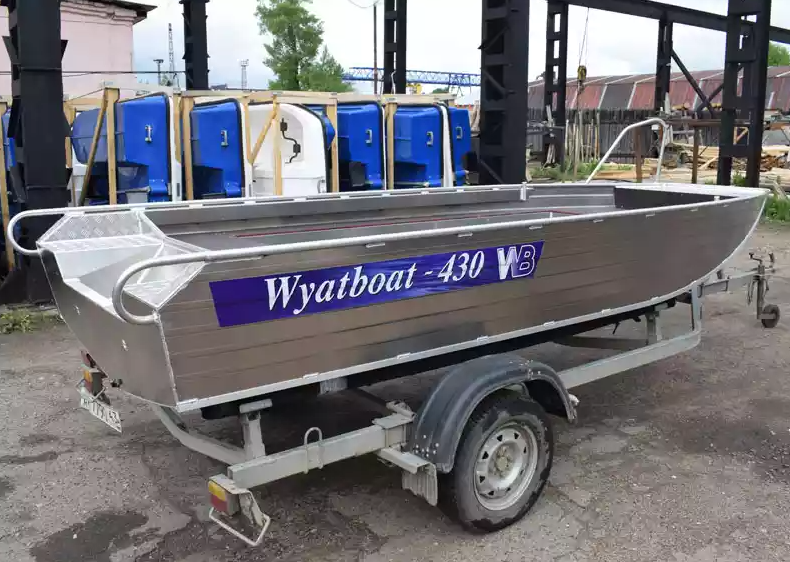 Алюминиевая лодка  Wyatboat-430 Master в Комсомольске-на-Амуре