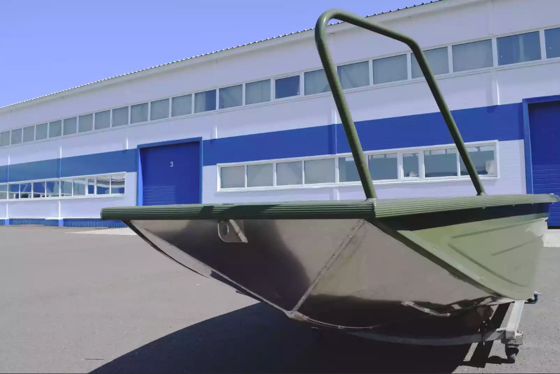 Алюминиевая лодка  Wyatboat-430 Master Fish в Комсомольске-на-Амуре