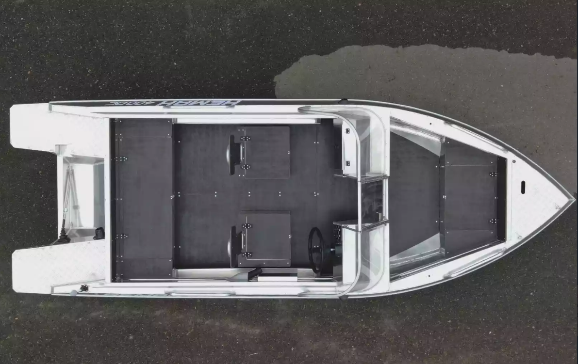 Алюминиевый катер Neman-400 DC в Комсомольске-на-Амуре